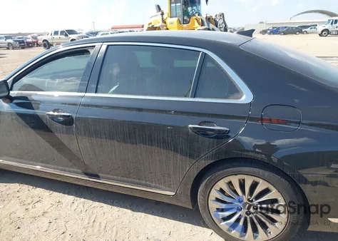 2017 Genesis G90 3.3T Premium z USA, uszkodzony, nr VIN KMHG34JA4HU031949